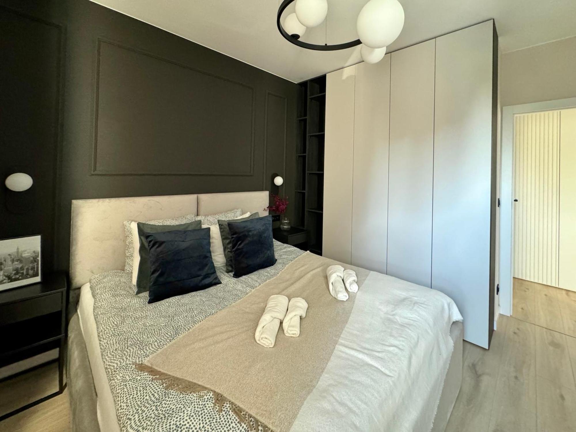 Apartment Wings&dreams - Atlas Arena, Zoo, Lotnisko, Parking, Winda, Balkon *
